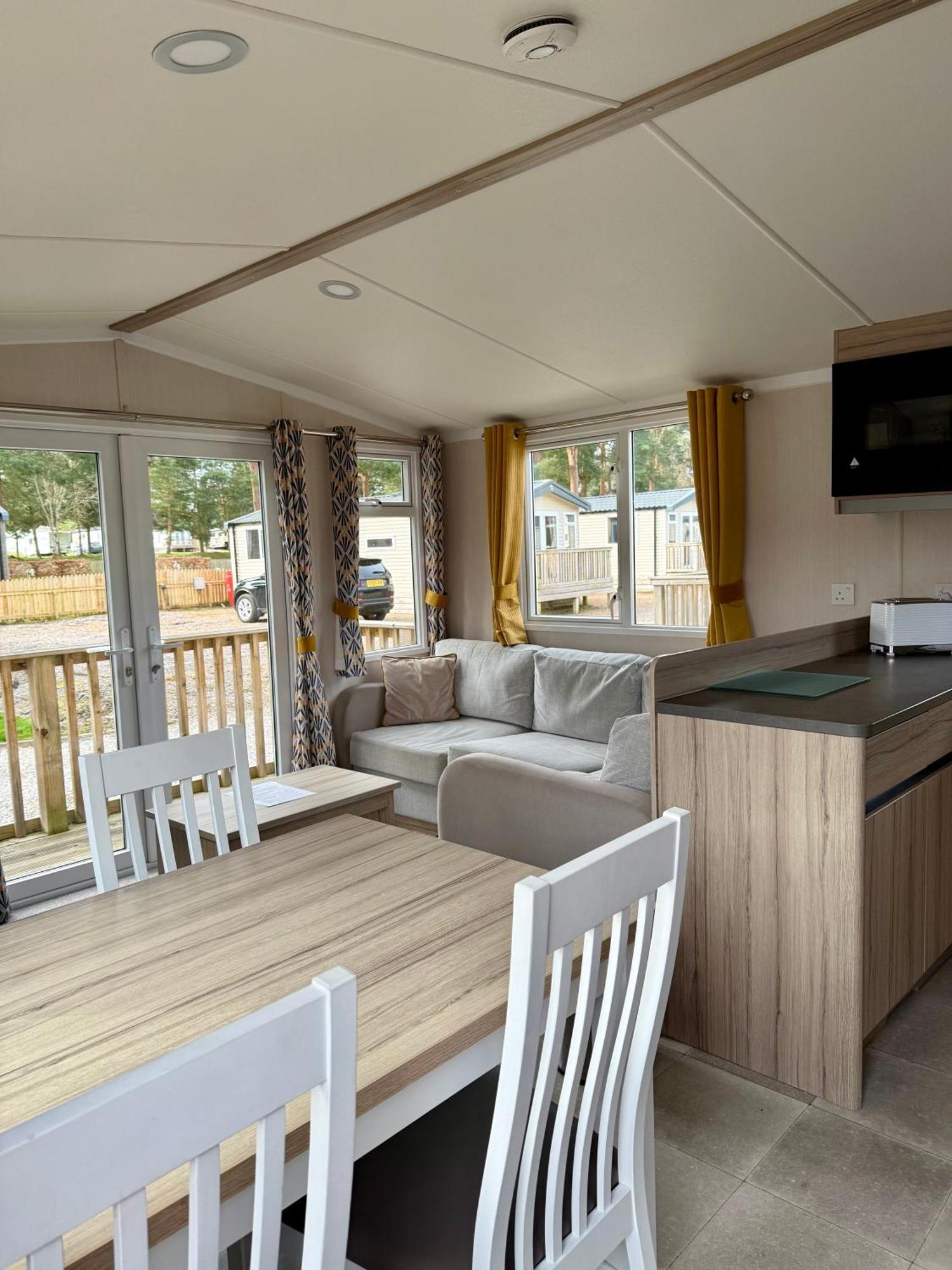 The Trout Van - Beautiful, Luxury Static Caravan Aberlour Exterior foto